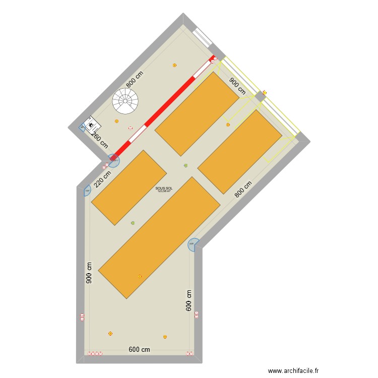 SOUS SOL. Plan de 1 pièce et 124 m2