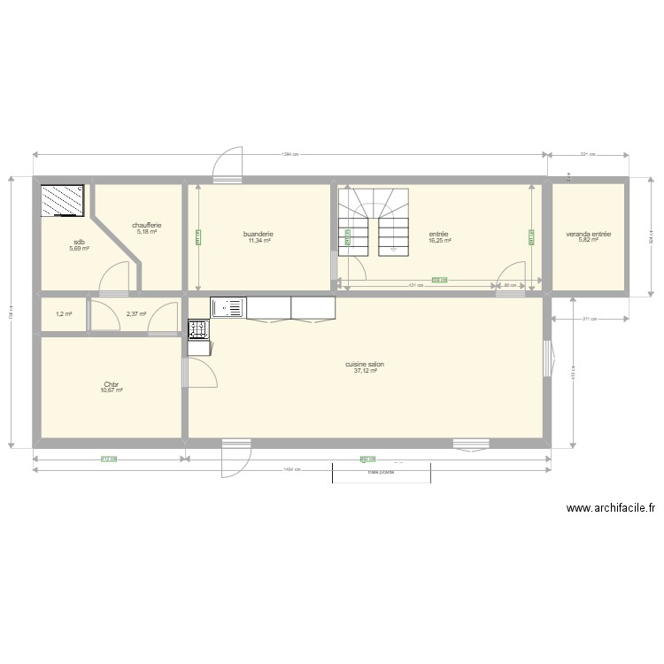 courth rdc. Plan de 9 pièces et 96 m2