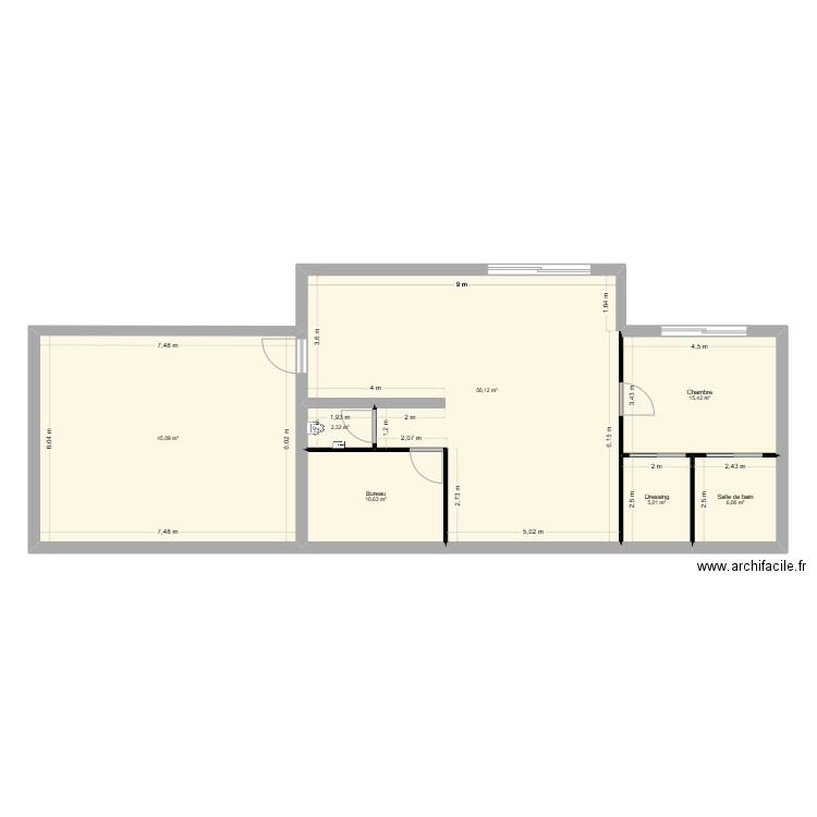 First Plan. Plan de 7 pièces et 141 m2