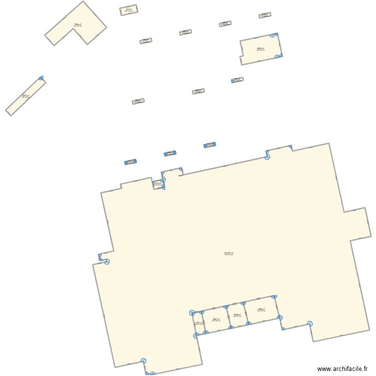 luc. Plan de 20 pièces et 2543 m2