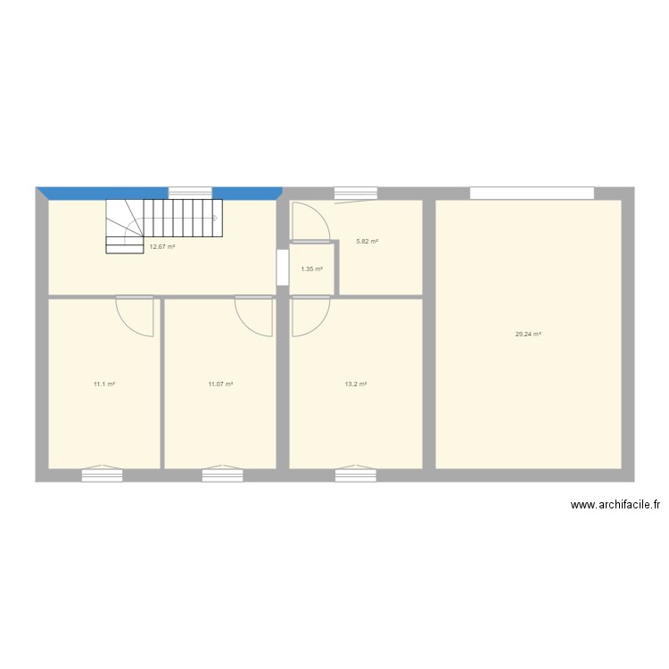 1er etage St Savinien précis. Plan de 0 pièce et 0 m2