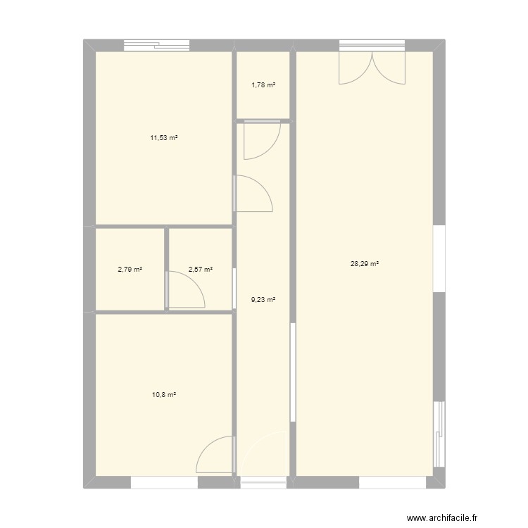 Mazison Papa 1er étage. Plan de 7 pièces et 67 m2