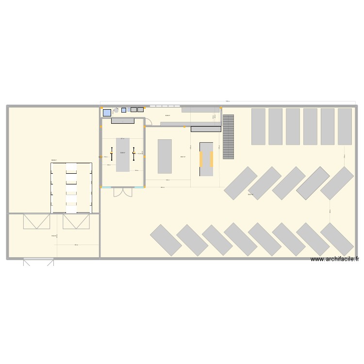 G26. Plan de 9 pièces et 1036 m2