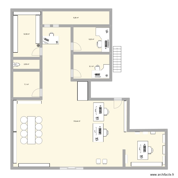 Plan magasin. Plan de 7 pièces et 166 m2