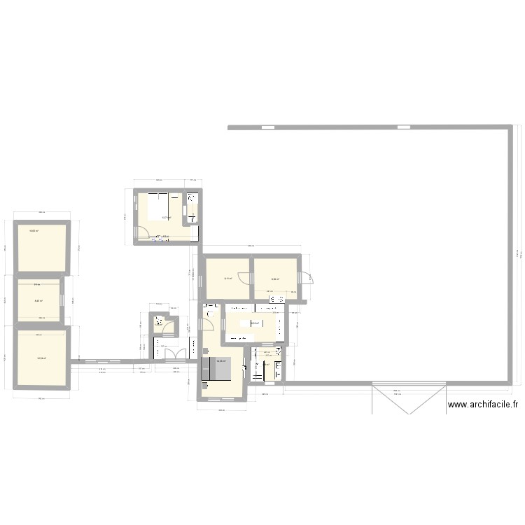 Maxemy . Plan de 10 pièces et 90 m2