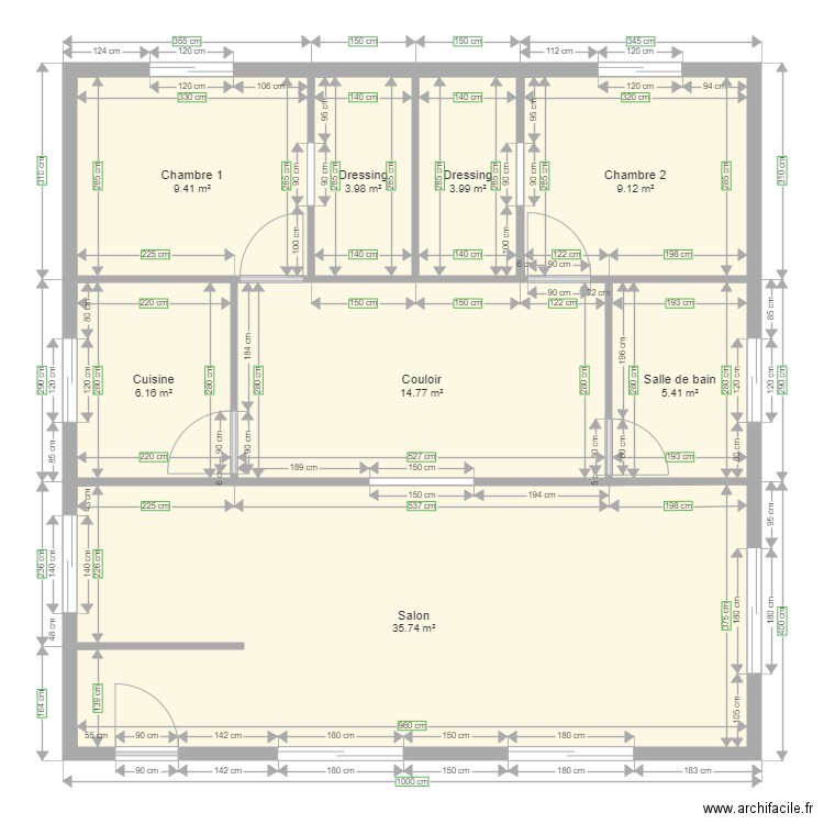 Maison 10m x 10m. Plan de 0 pièce et 0 m2