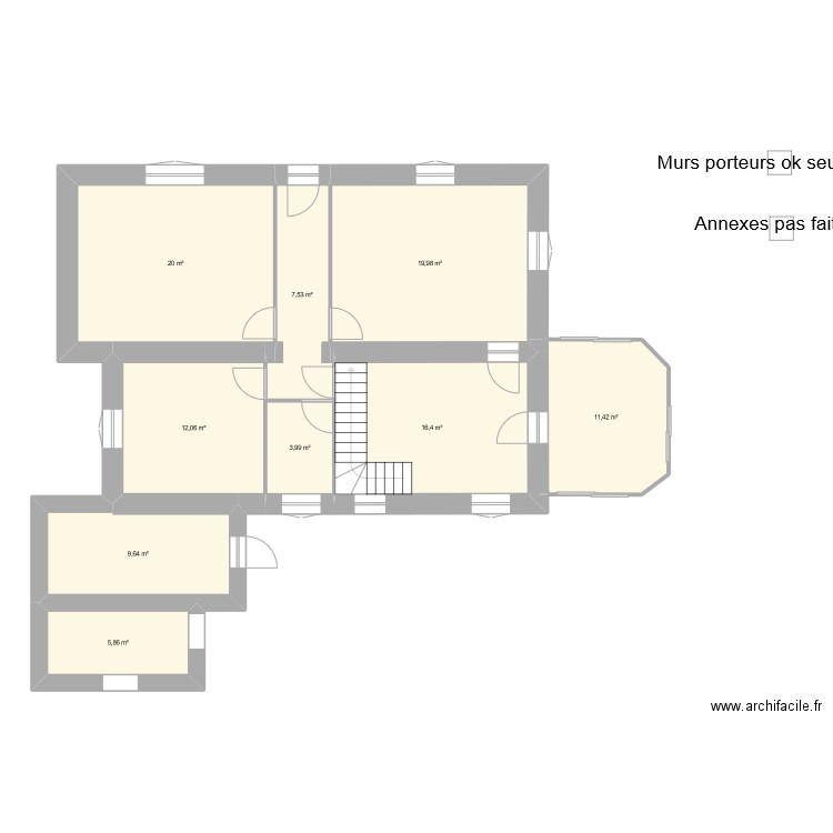 Maison Villerest. Plan de 9 pièces et 107 m2