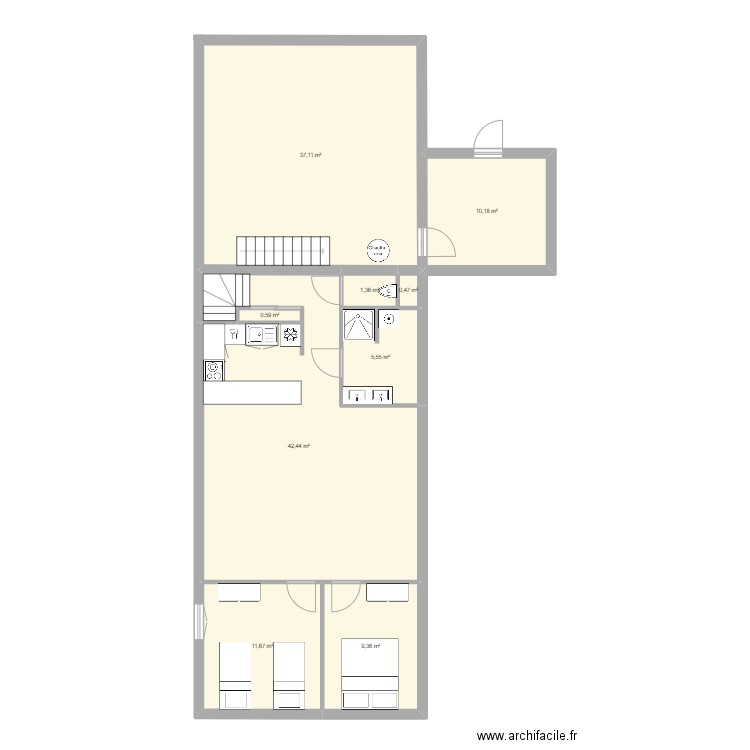 Rethondes Etage petite maison. Plan de 9 pièces et 119 m2