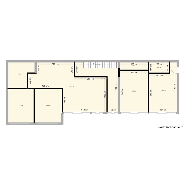 Garage B2 RDC V1. Plan de 9 pièces et 171 m2