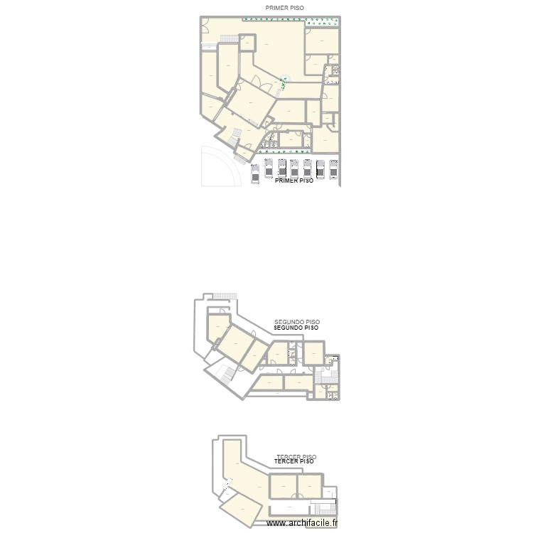 CMA Plano (Punto de restauración 1). Plan de 61 pièces et 1552 m2