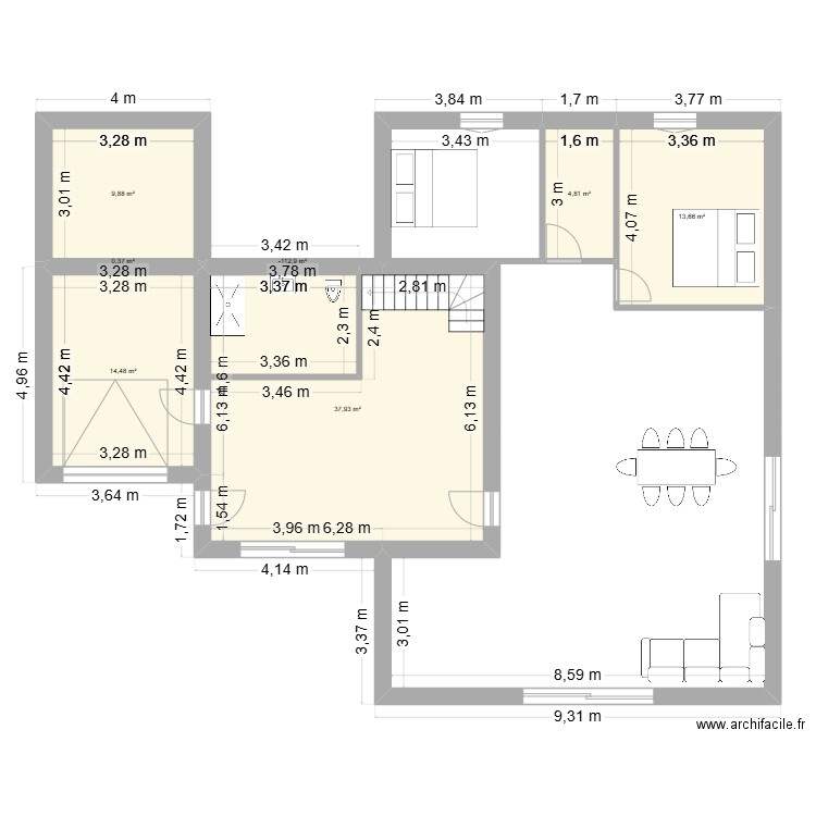 patoche. Plan de 7 pièces et 82 m2