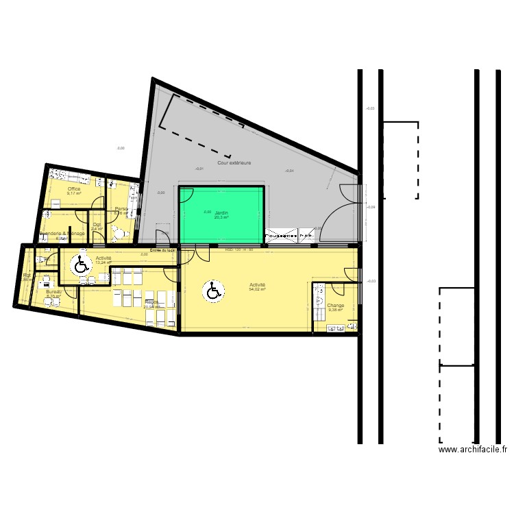 94CM17S projet masse. Plan de 13 pièces et 240 m2