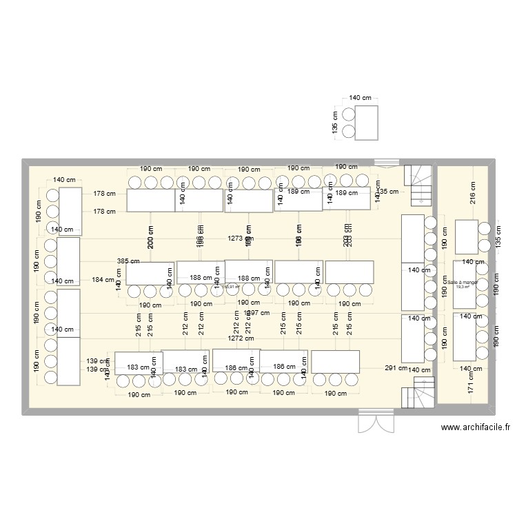 paques. Plan de 2 pièces et 173 m2