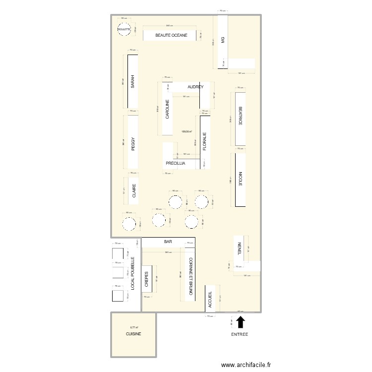 Marché de Noël 3. Plan de 2 pièces et 198 m2