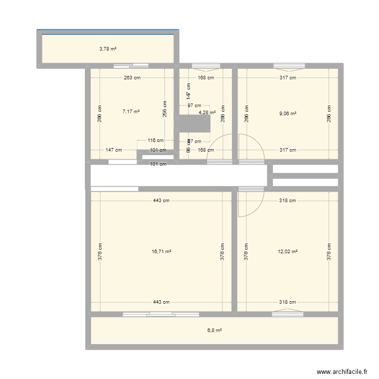 Appartement roitelet. Plan de 11 pièces et 61 m2