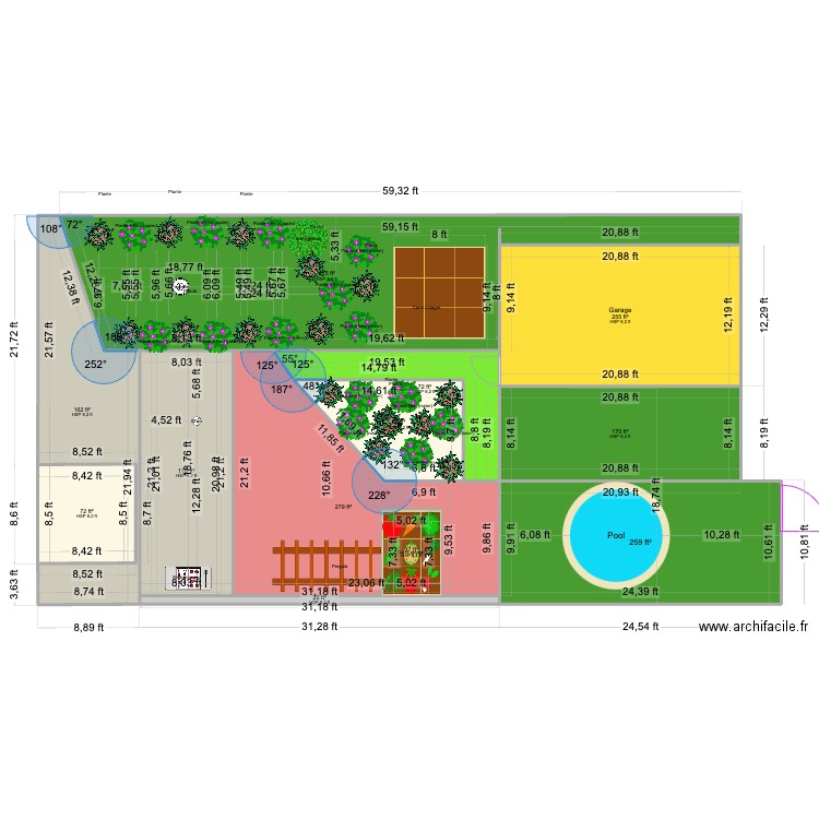 Backyard - Grass Back Area. Plan de 12 pièces et 195 m2