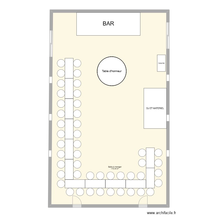 plan de table. Plan de 1 pièce et 179 m2