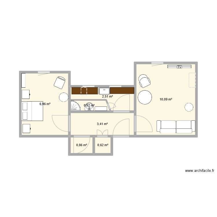 76200. Plan de 7 pièces et 25 m2