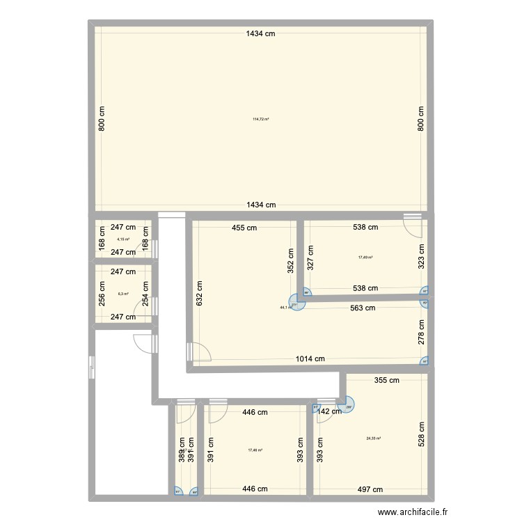 broons hangars . Plan de 8 pièces et 232 m2