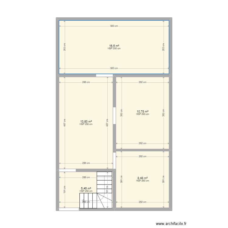 local. Plan de 5 pièces et 55 m2