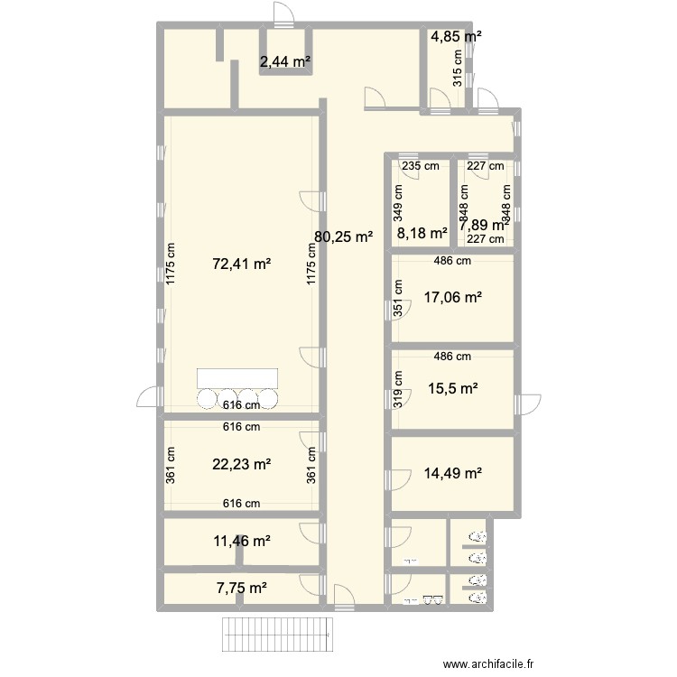 Villebon. Plan de 15 pièces et 276 m2