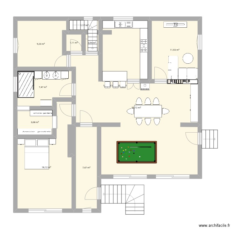 Première option . Plan de 10 pièces et 116 m2