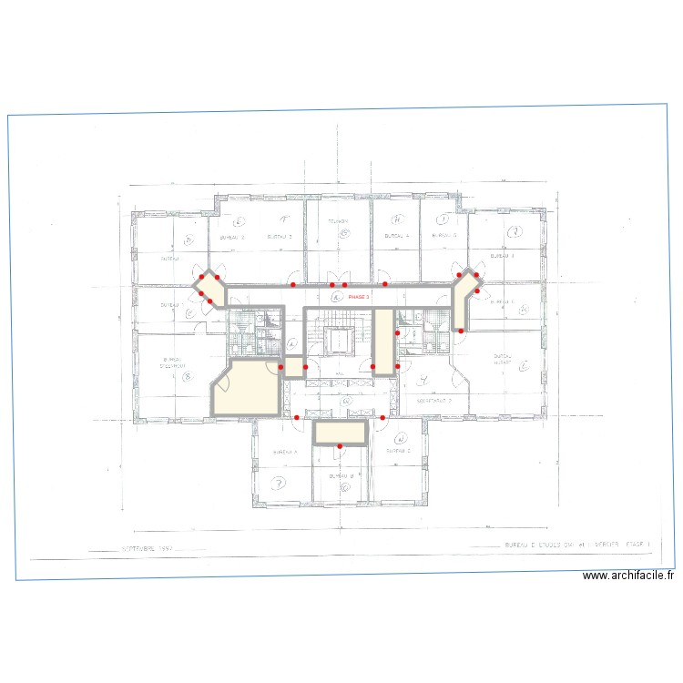 GFI 1ER PHASE 3. Plan de 3 pièces et 198 m2