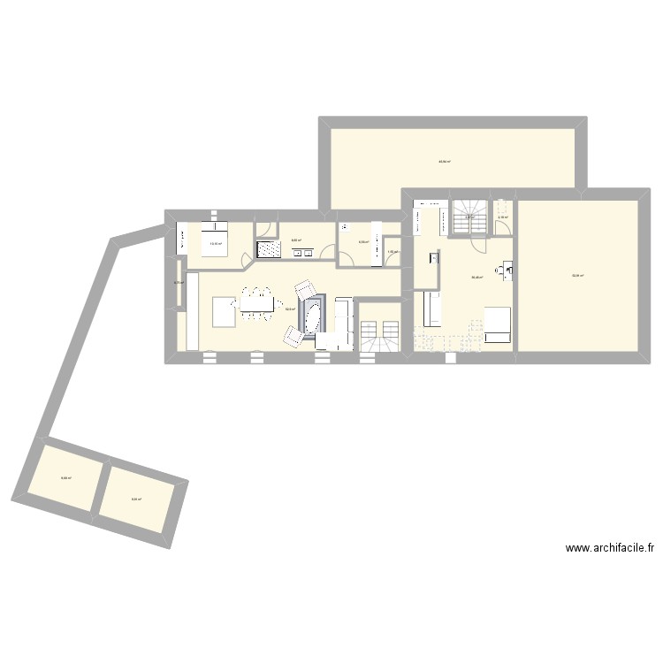 FERME R+1. Plan de 13 pièces et 242 m2