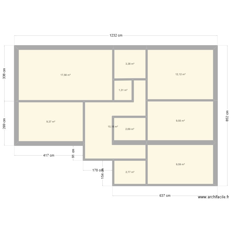 B3 5421. Plan de 10 pièces et 79 m2