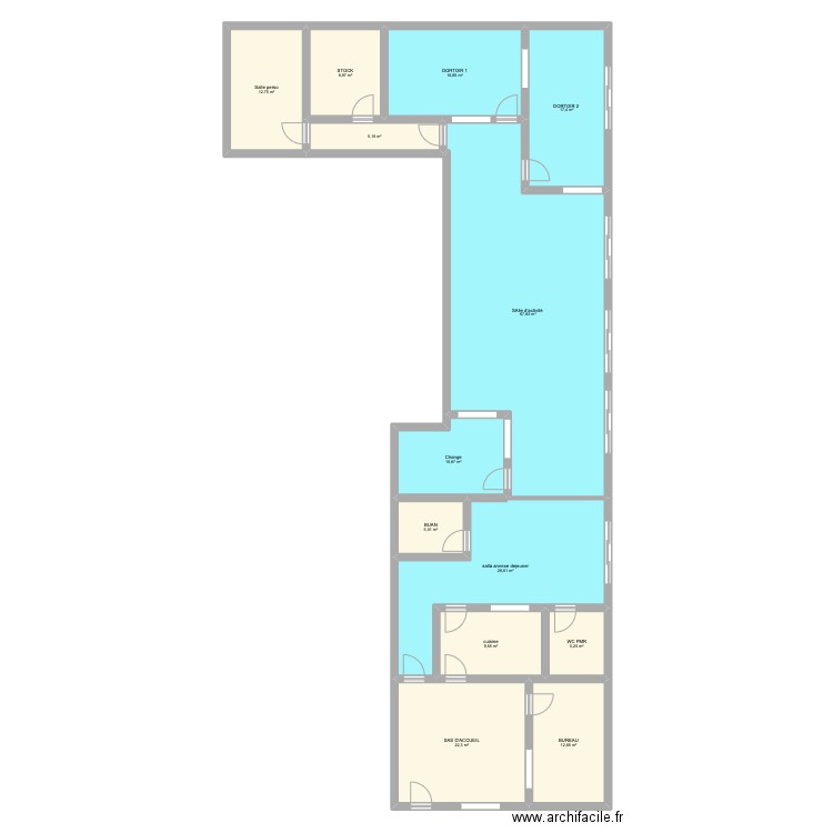 PLAN DINAN. Plan de 13 pièces et 223 m2