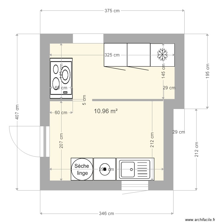 arriere cuisine. Plan de 0 pièce et 0 m2