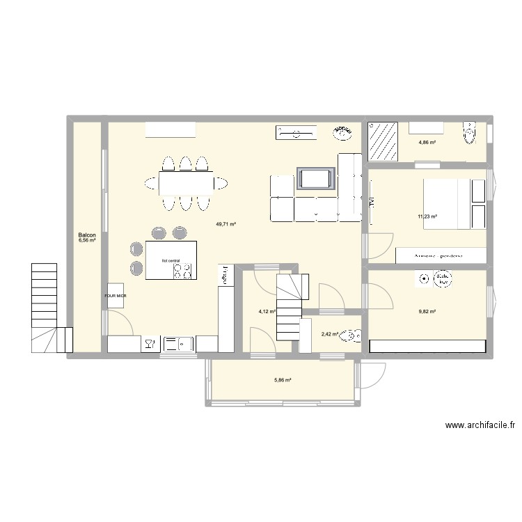 MAISON. Plan de 14 pièces et 176 m2