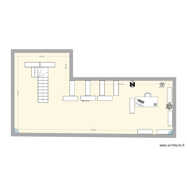 Lager Infothek. Plan de 1 pièce et 62 m2