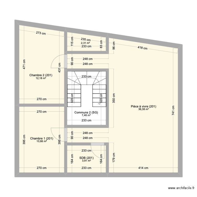 201-bis. Plan de 6 pièces et 73 m2