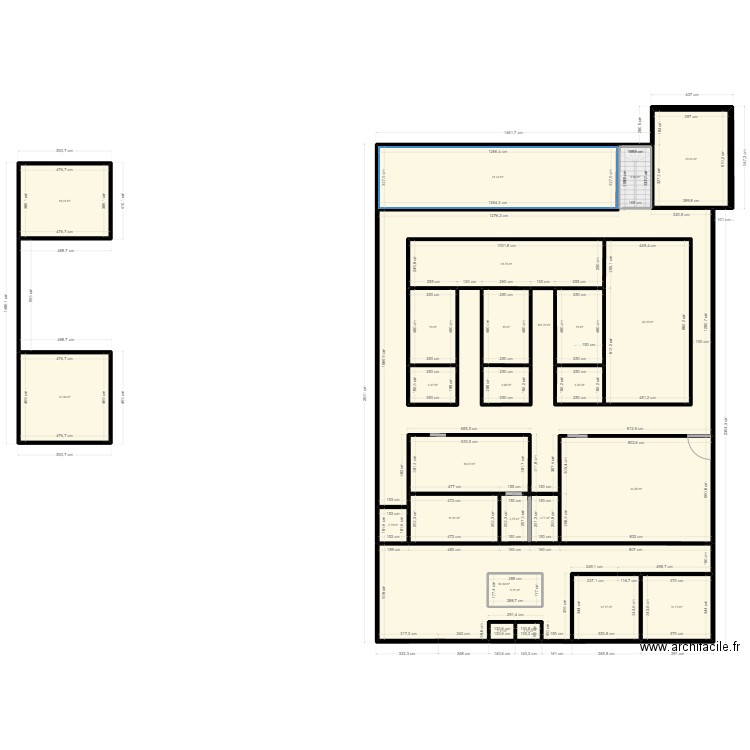 LABORATOIRE 600M2. Plan de 106 pièces et 2820 m2