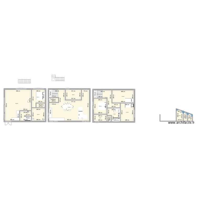 maison4. Plan de 18 pièces et 190 m2