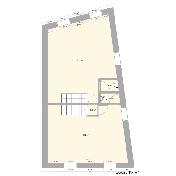 Immeuble ETAGE 1. Plan de 5 pièces et 89 m2