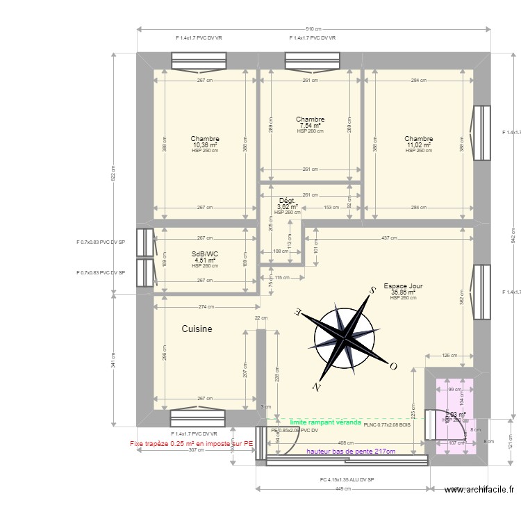 LAPEYRONIE. Plan de 7 pièces et 75 m2