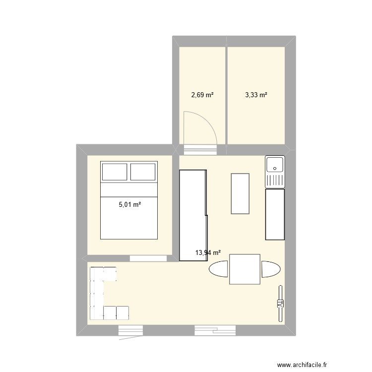 frejus. Plan de 4 pièces et 25 m2