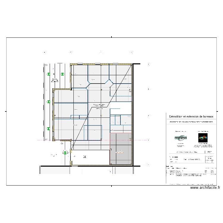 10-04-2024 Reveyron RDC Éclairage EXTERIEUR. Plan de 0 pièce et 0 m2