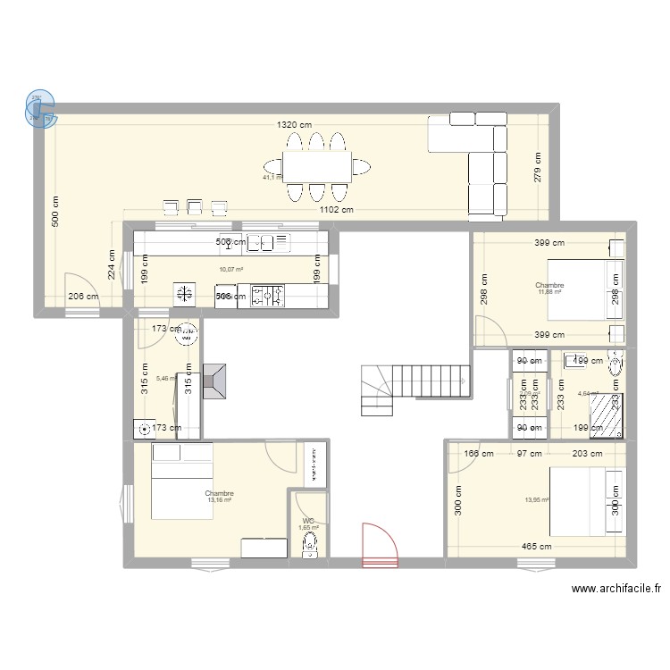 cassa. Plan de 9 pièces et 104 m2