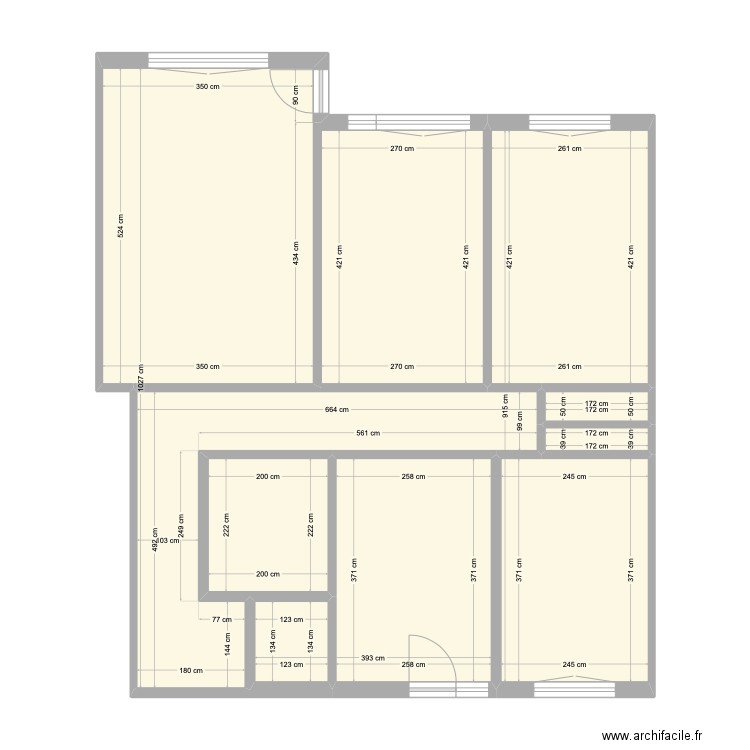 202408-Reyes. Plan de 10 pièces et 79 m2