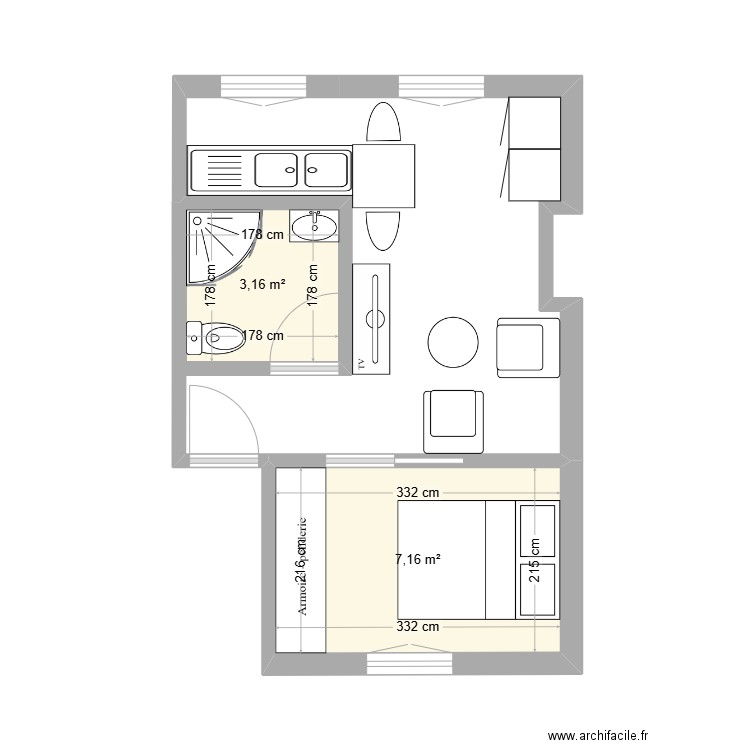 1er etage. Plan de 4 pièces et 10 m2