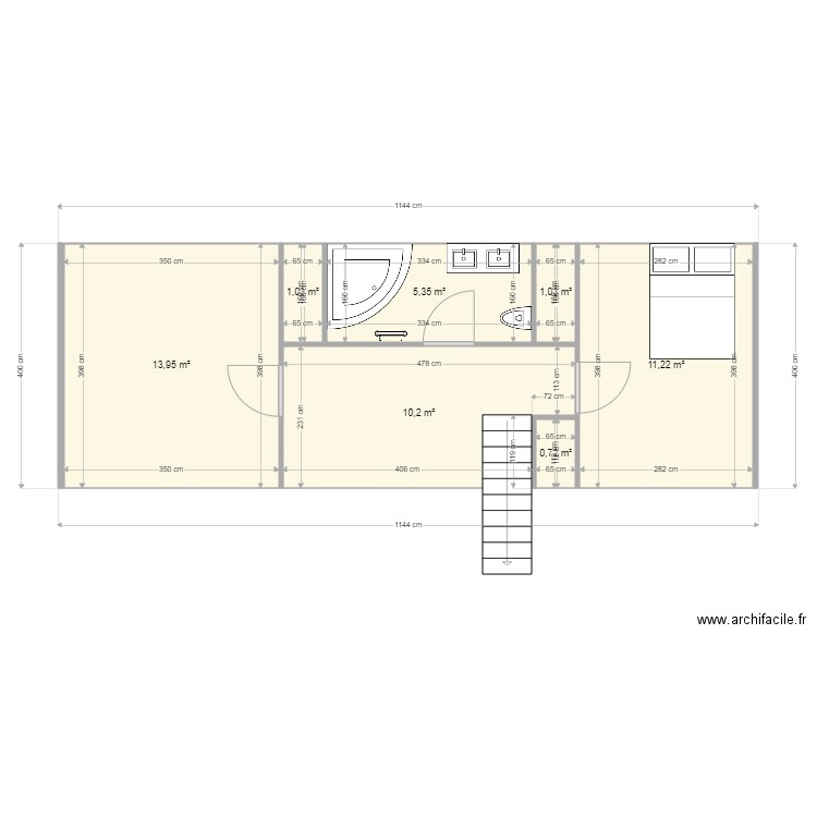 étage. Plan de 0 pièce et 0 m2