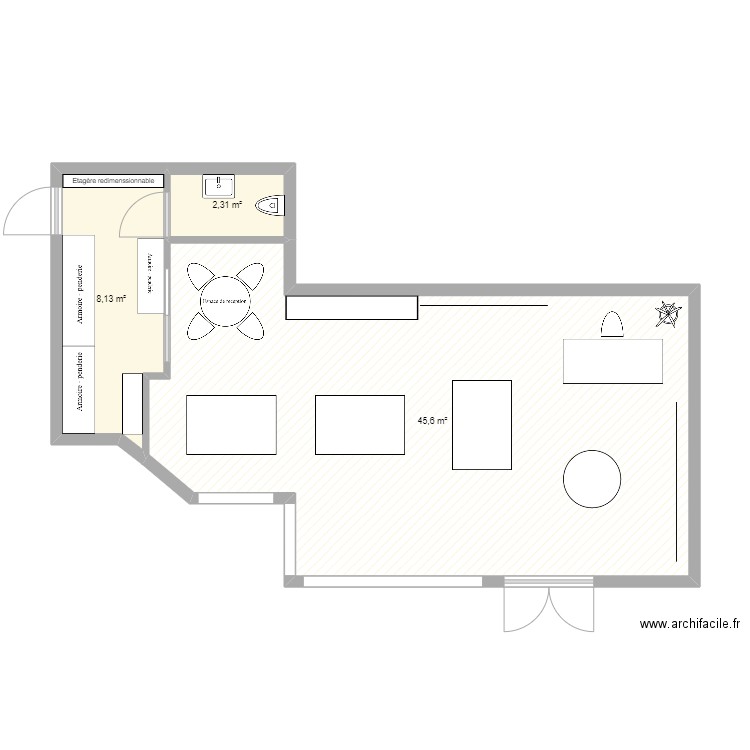 magasin. Plan de 3 pièces et 56 m2