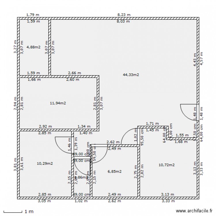 carré. Plan de 0 pièce et 0 m2