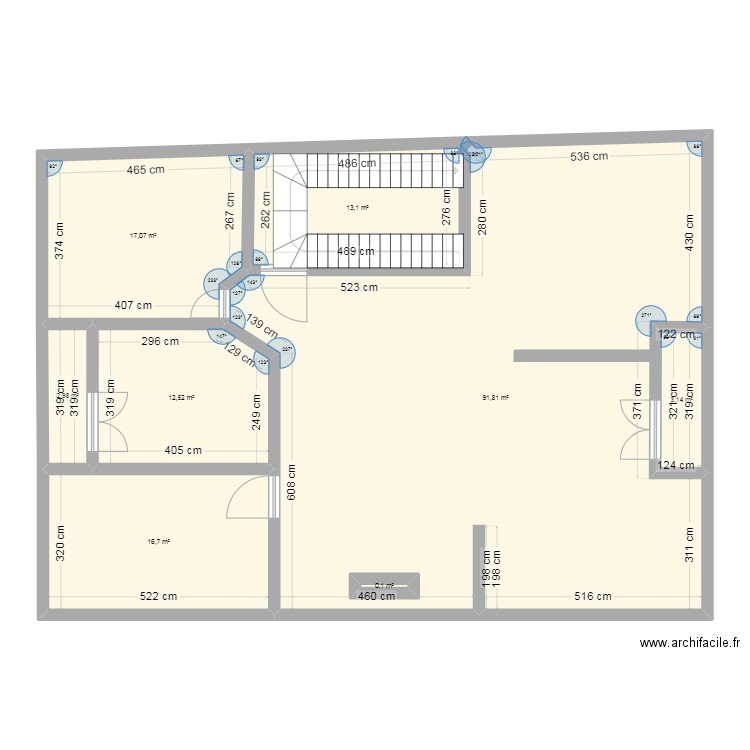 HOUSE. Plan de 8 pièces et 158 m2