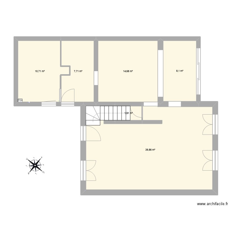 Maison. Plan de 6 pièces et 83 m2