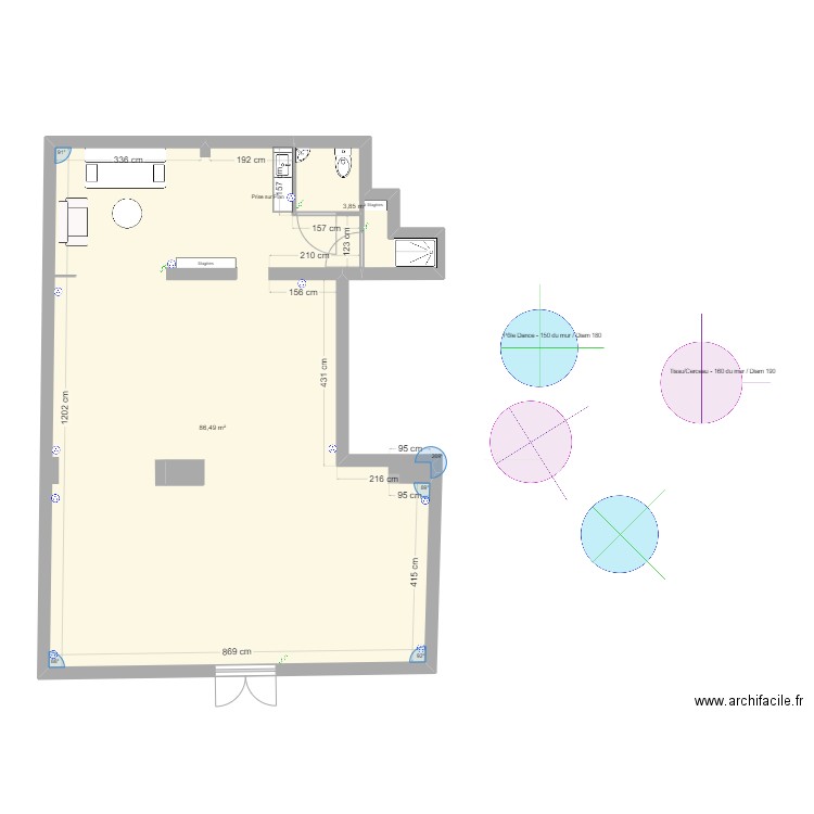 Pôle Dance Vierge. Plan de 2 pièces et 90 m2