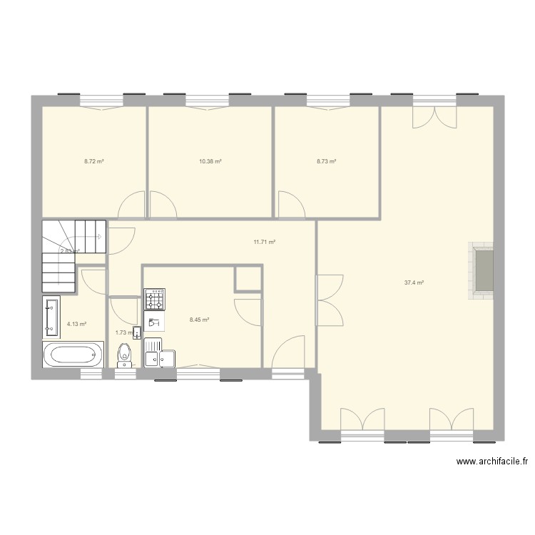 Canly. Plan de 0 pièce et 0 m2